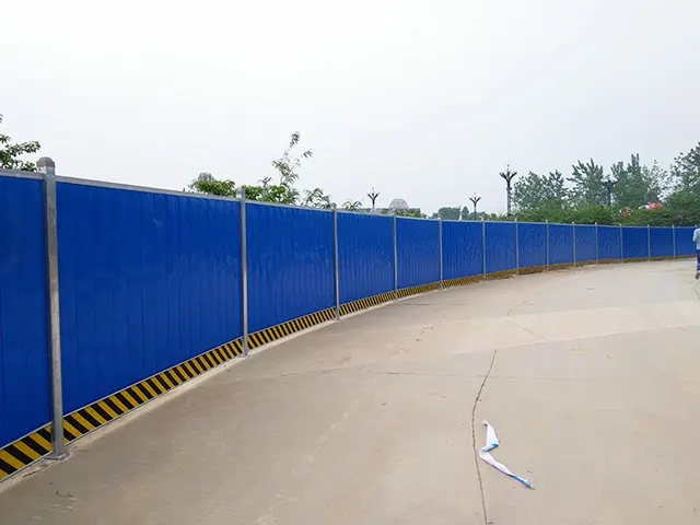 南充圍擋好色先生TV版製作施工安裝