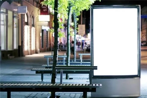 公交站台廣告牌是如何製作出來的？