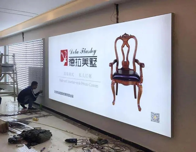 成都廣告好色先生TV版燈箱的安裝和維護的技巧？