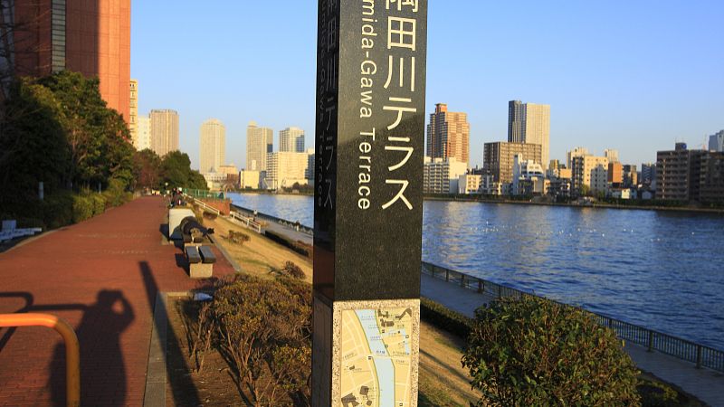 四川廣告製作精神堡壘獨特的風格魅力。