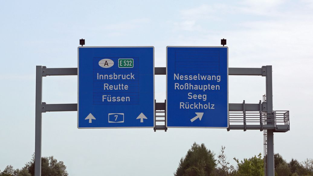 四川廣告好色先生TV版標識時如何建立藝術創意指導思想？